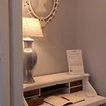 Mint House & Marie Antoinette-pala Alpitour- Private Parking Appartement
