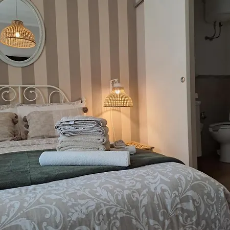 Mint House & Marie Antoinette-pala Alpitour- Private Parking