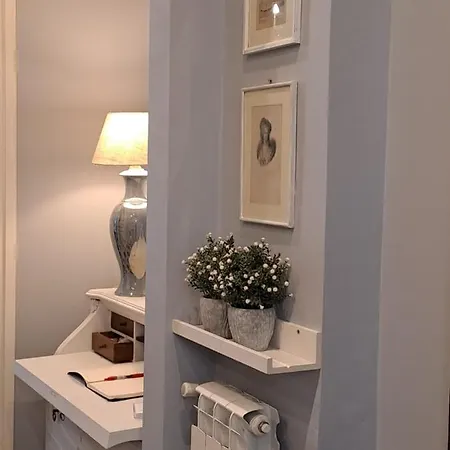 Marie Antoinette-pala Alpitour- Private Parking Apartament *