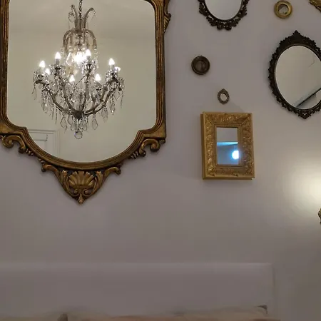 아파트 Mint House & Marie Antoinette-pala Alpitour- Private Parking *