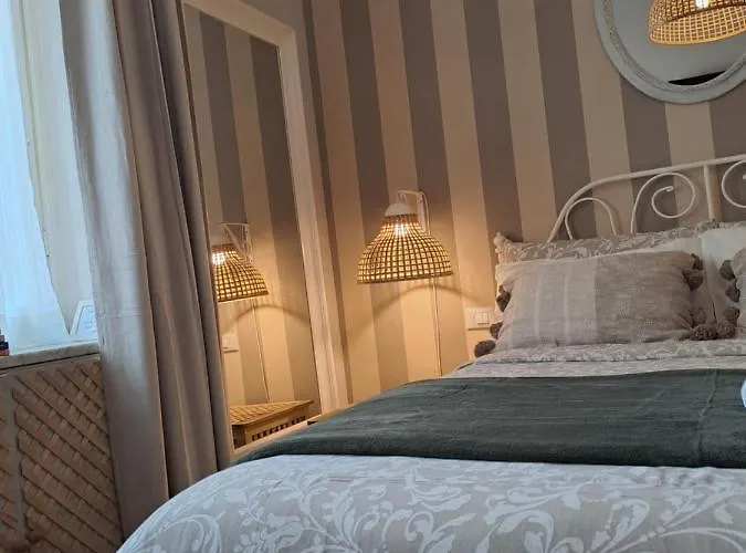 Mint House & Marie Antoinette-pala Alpitour- Private Parking * Turim
