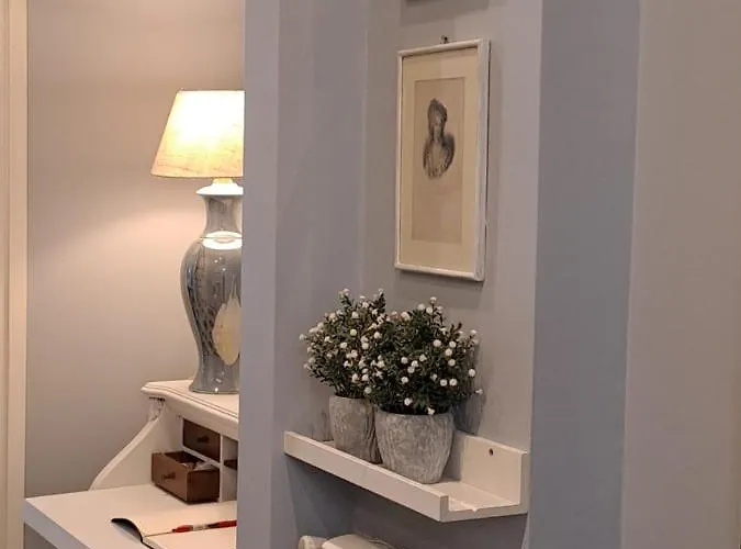 Mint House & Marie Antoinette-pala Alpitour- Private Parking Apartamento *