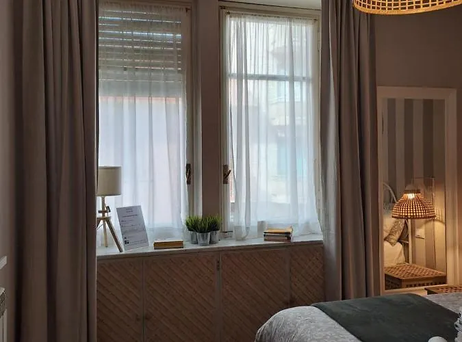 Mint House & Marie Antoinette-pala Alpitour- Private Parking Apartamento Turim