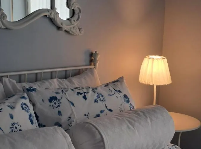 Mint House & Marie Antoinette-pala Alpitour- Private Parking Apartamento