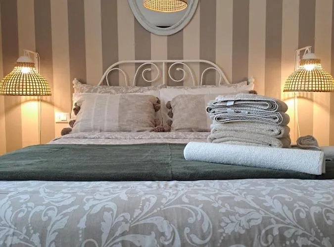 Mint House & Marie Antoinette-pala Alpitour- Private Parking *