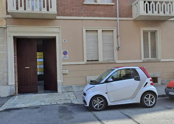 Mint House & Marie Antoinette-pala Alpitour- Private Parking Apartamento *