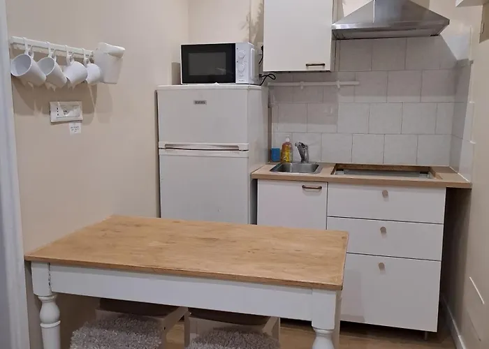 Mint House & Marie Antoinette-pala Alpitour- Private Parking Apartmán *