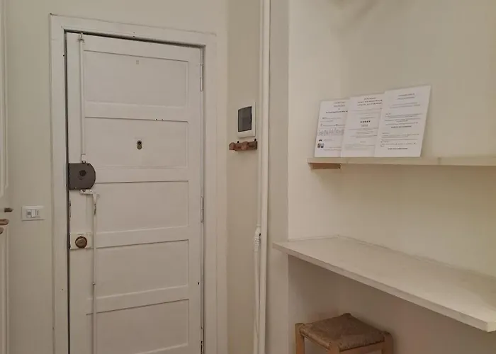 Apartamento Mint House & Marie Antoinette-pala Alpitour- Private Parking *