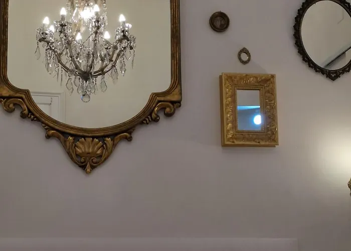 Apartamento Mint House & Marie Antoinette-pala Alpitour- Private Parking *
