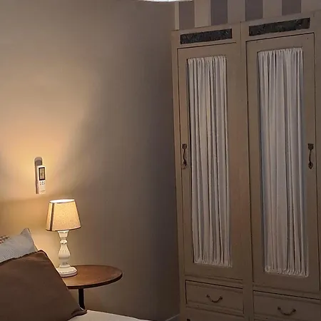 Mint House & Marie Antoinette-pala Alpitour- Private Parking Apartamento