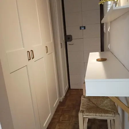 Apartment Marie Antoinette-pala Alpitour- Private Parking
